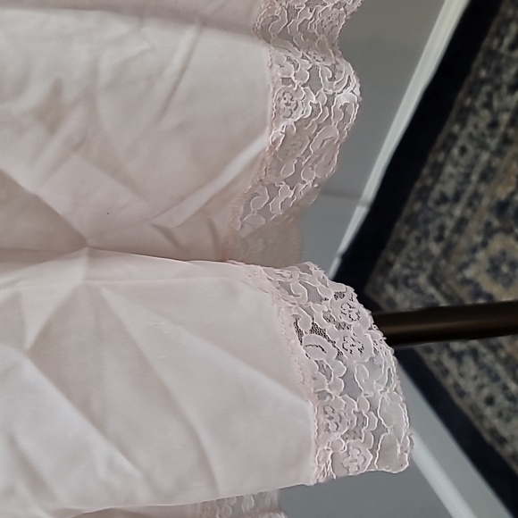 Vintage JCPENNEY nylon pink lace nightgown size small has flaws* - Picture 8 of 12
